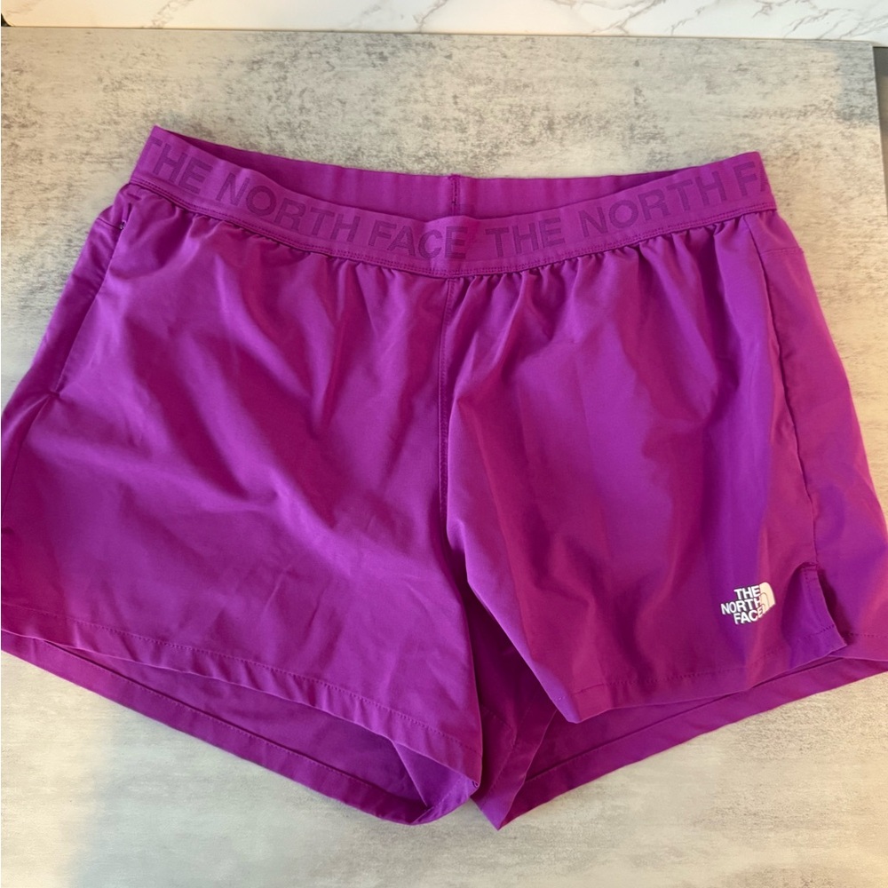 Short Size the north face